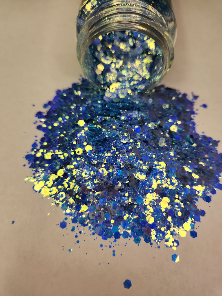 Cornflowers - Holographic & Iridescent Blue Glitter - 2oz