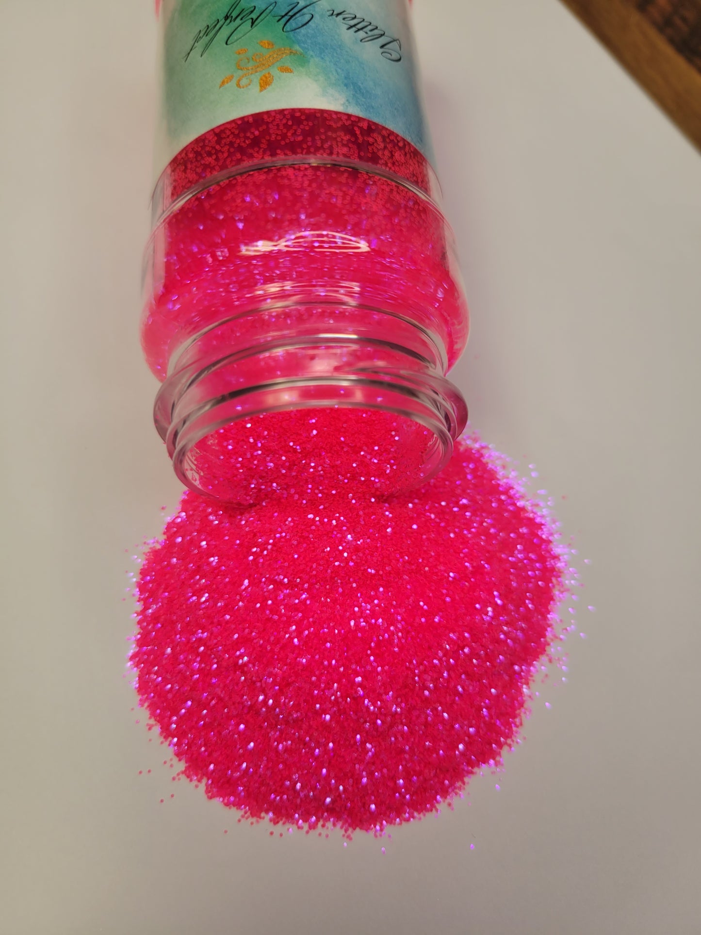 Hot Mama - .4mm Neon Iridescent Glitter - 2oz