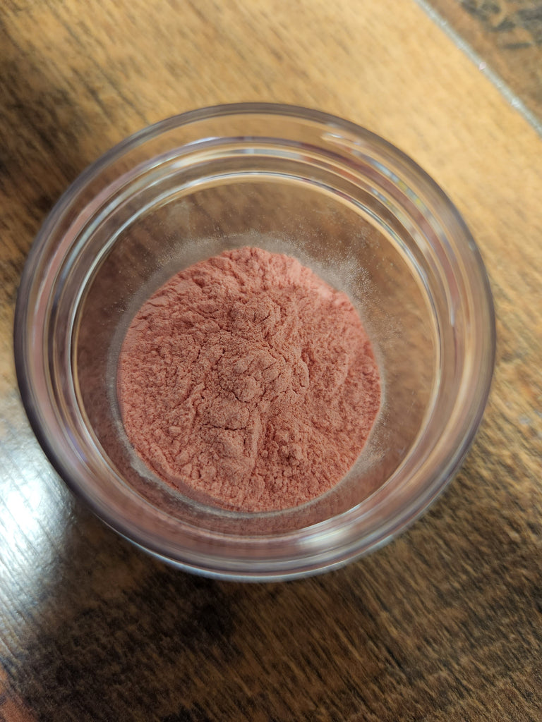 Atomic Blast - Glow in the Dark Pink to Red - 10 grams