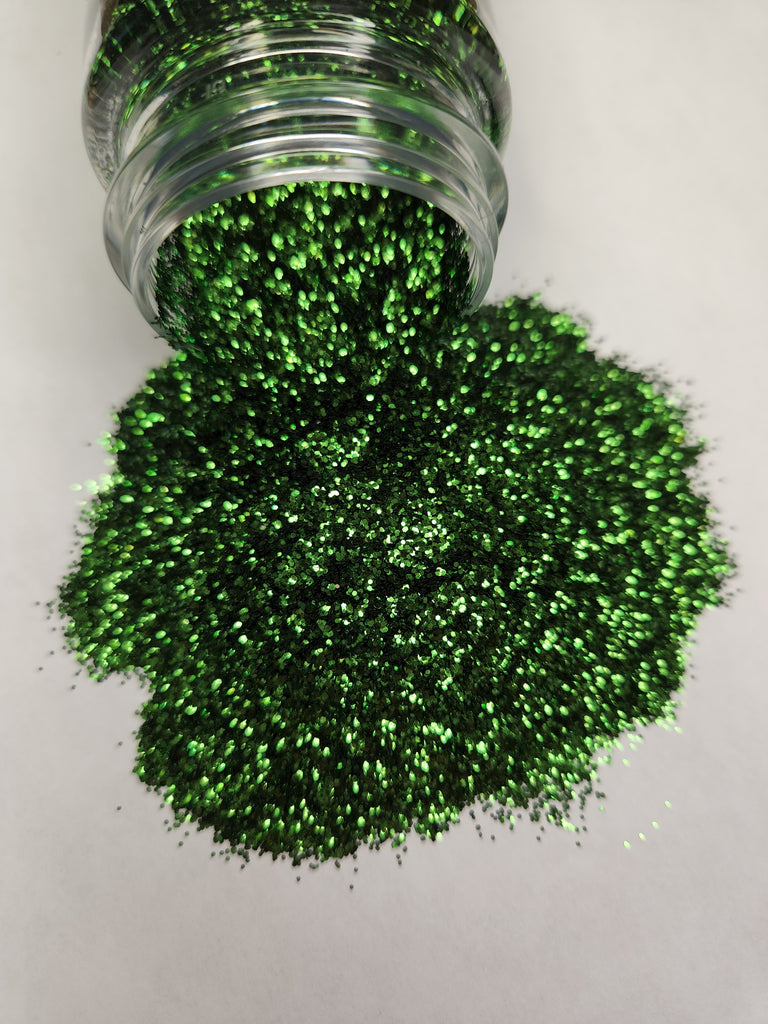 Grinchmas - Fine Moss Green Pure Color .015" - 2oz