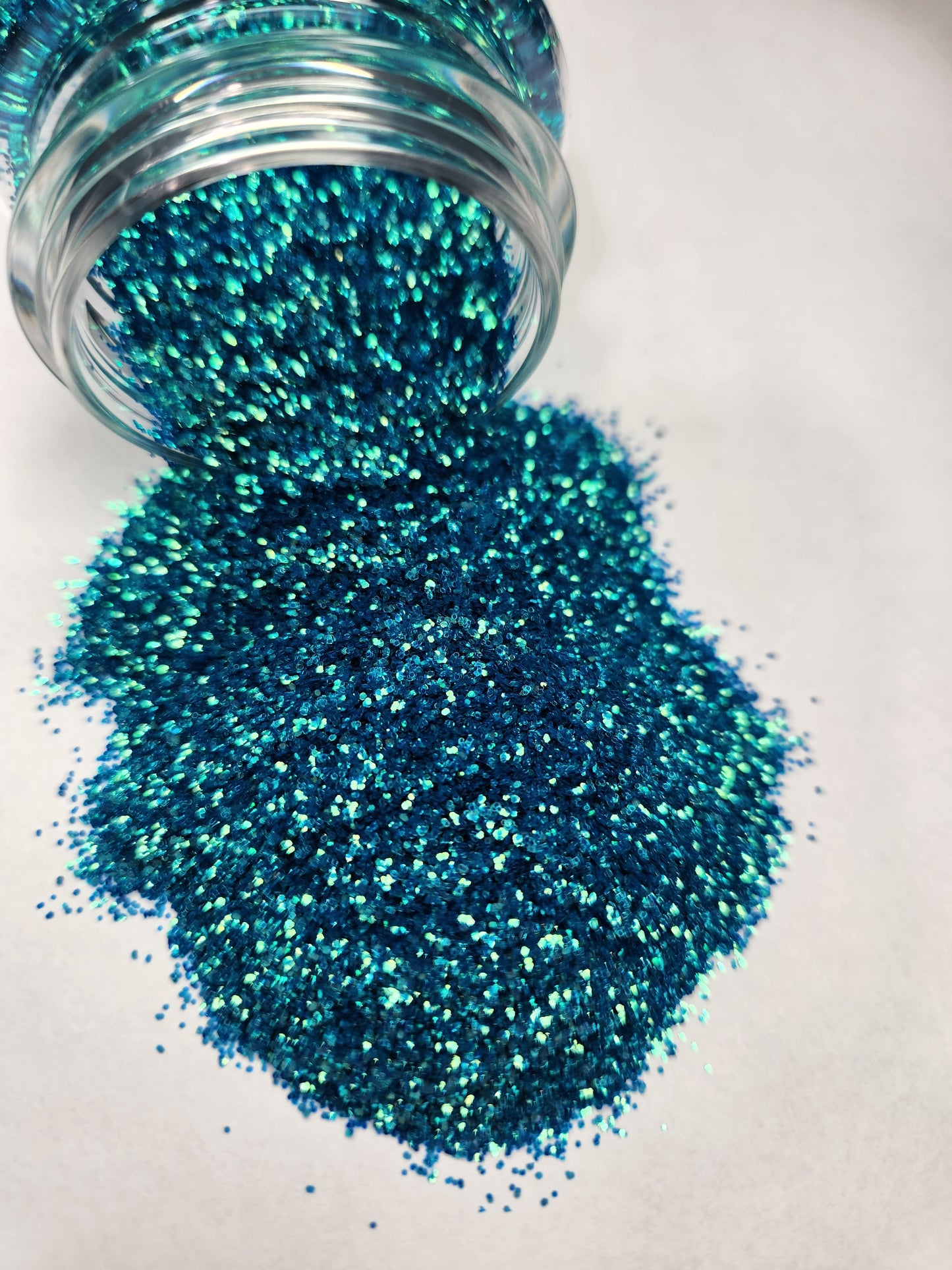 Nessie - .4mm Iridescent Glitter - 2oz